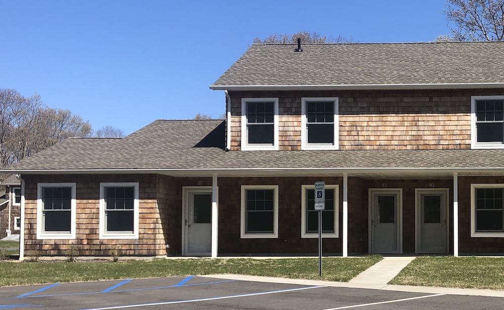 Bad Air Again Delays Manor House MoveIn The East Hampton Star